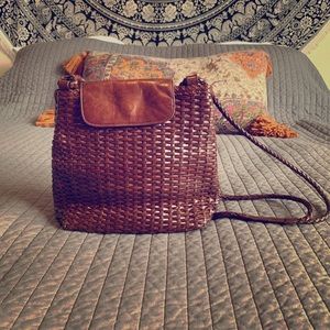 Leather woven Brazilian bag